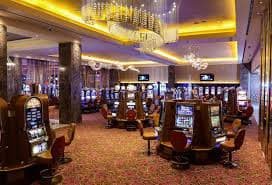 Dukungan pelanggan profesional dan antarmuka mobile friendly untuk live casino